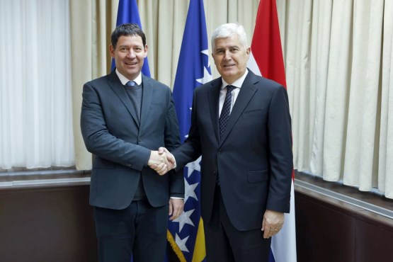 Zamjenik predsjedavajućeg Doma naroda PSBiH dr. Dragan Čović održao sastanak s posebnim izaslanikom Republike Slovenije za Zapadni Balkan i sa ambasadorom Republike Slovenije u BiH 